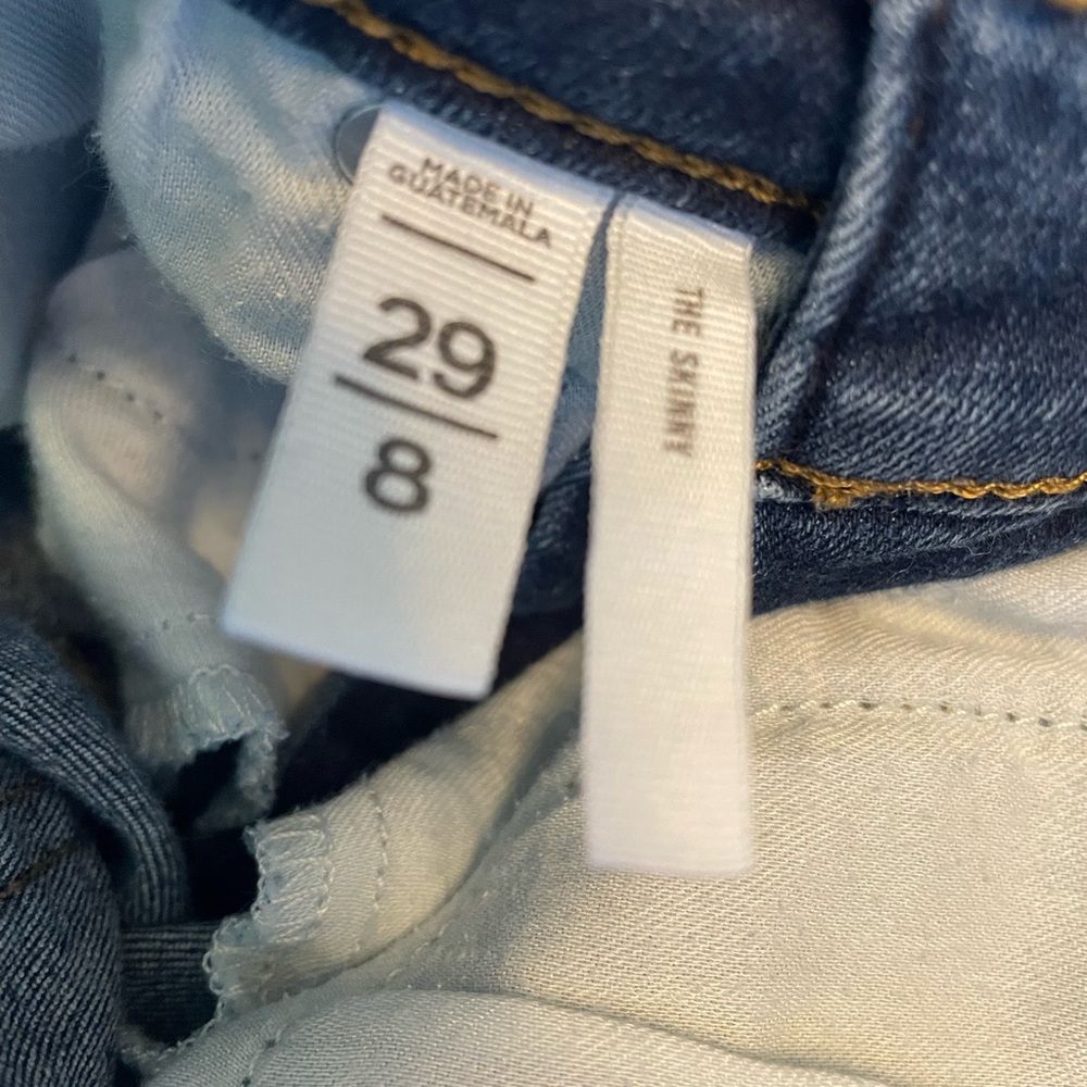 LOFT Petite Mid Rise  Skinny Jeans in Vintage Dark Wash - Picture 9 of 9